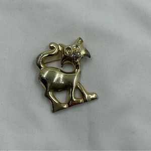 Vintage Cat Brooch Pin